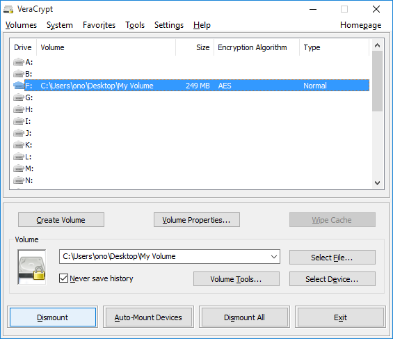 VeraCrypt main window displaying a volume to be dismounted